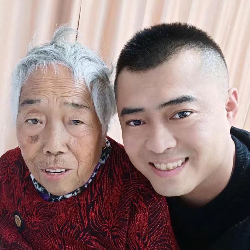 亿嘉手机卖场