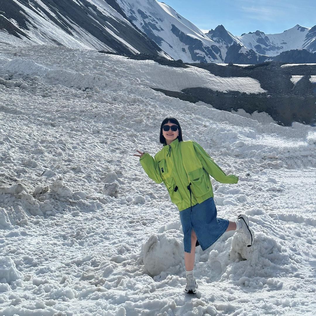新密叙白.婚纱 艳子