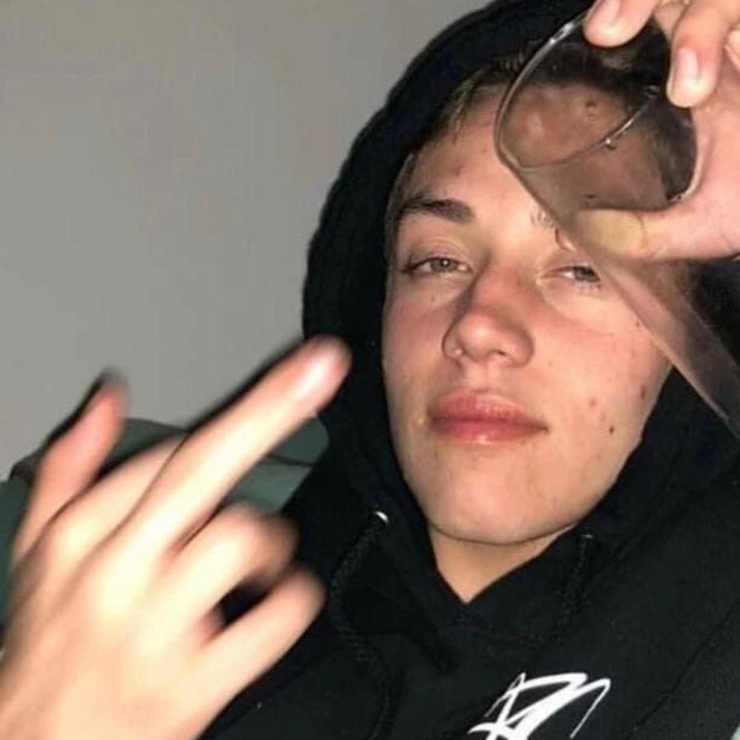 拿了驾照也不改名