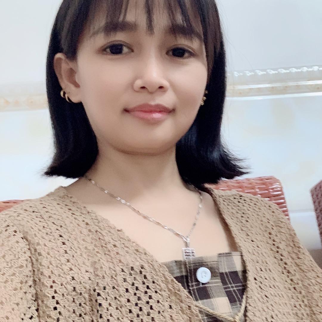 爱逛街的女孩👧