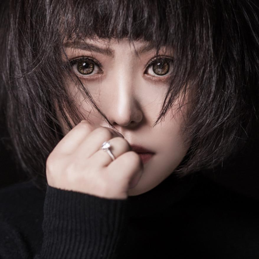 陆小姐