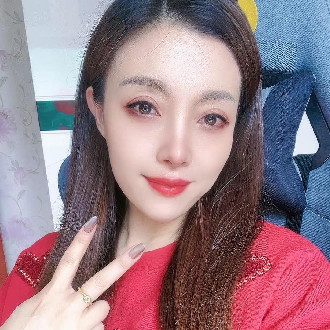 清徐宏艺珠宝～希希