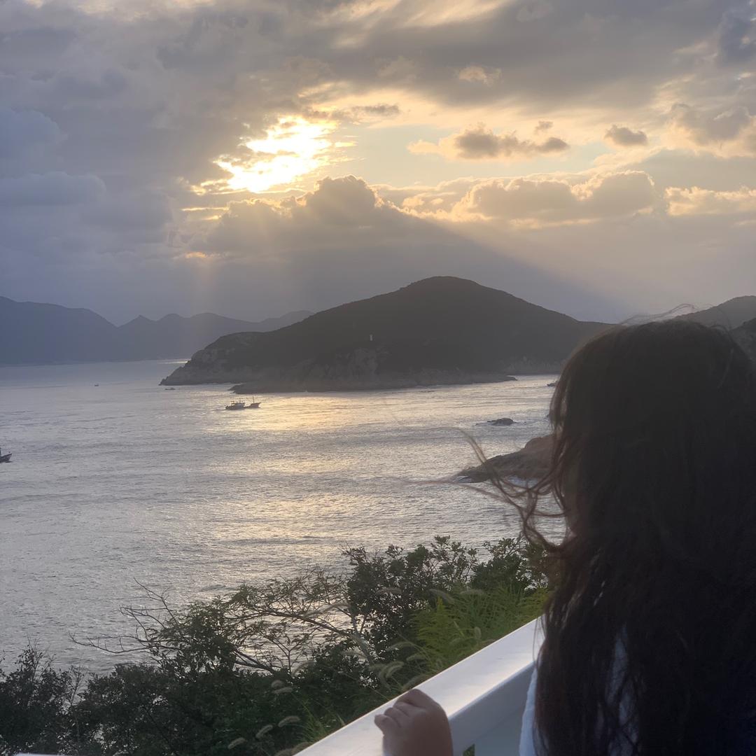 小熊不睡觉.🐻