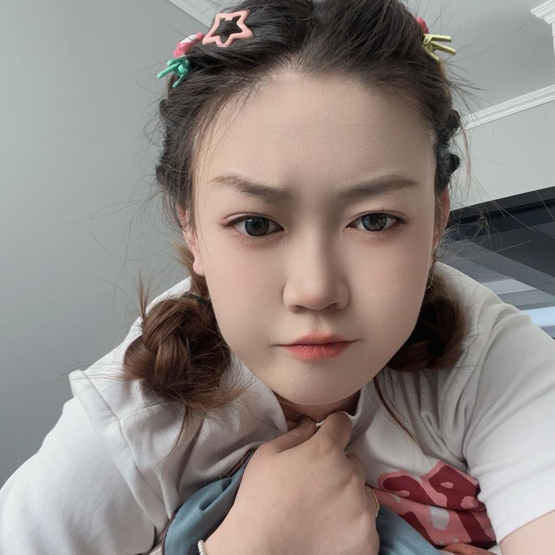 张年年（朋友请客）