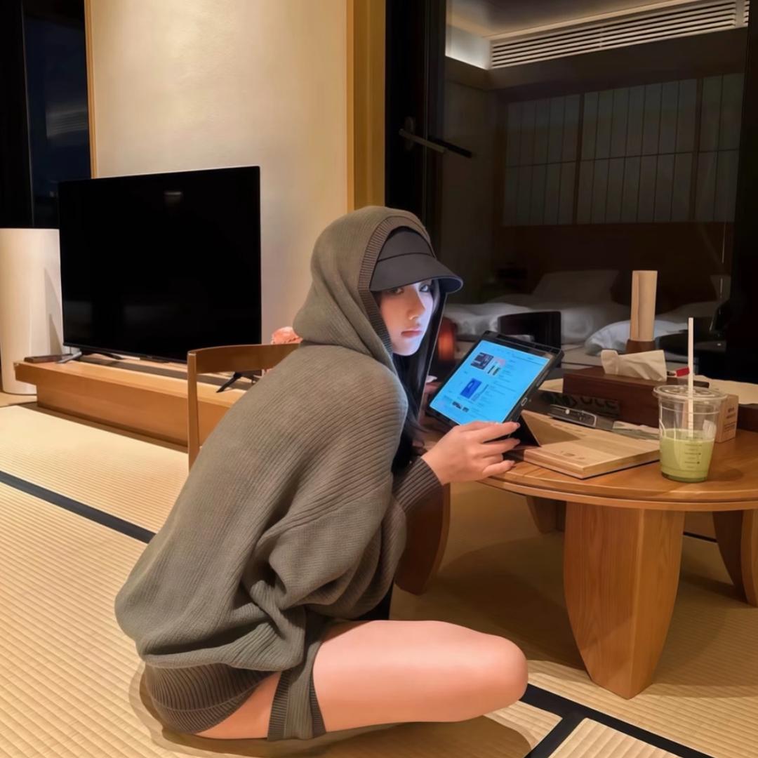 恋爱脑.