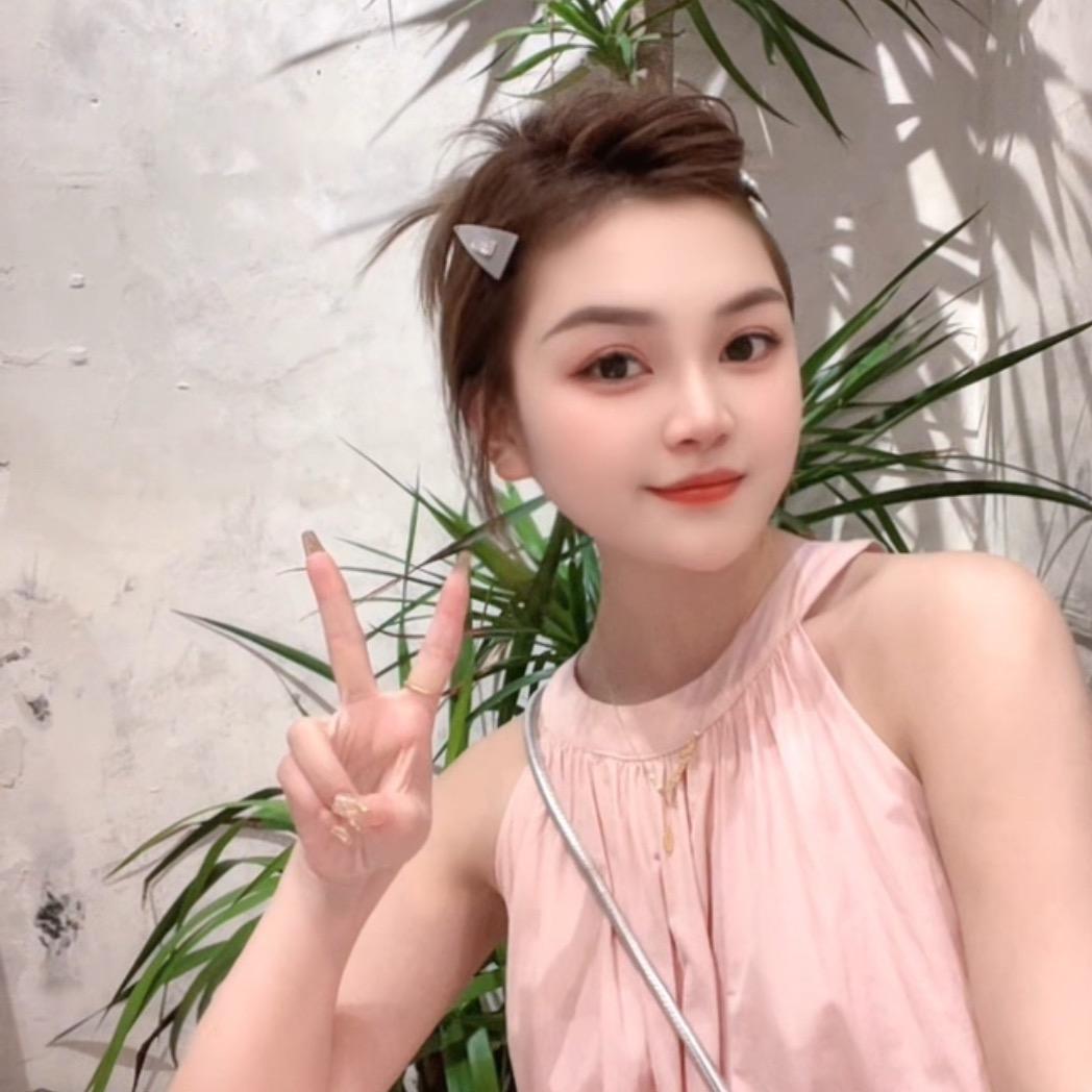 佳佳佳🎀🎀✌️