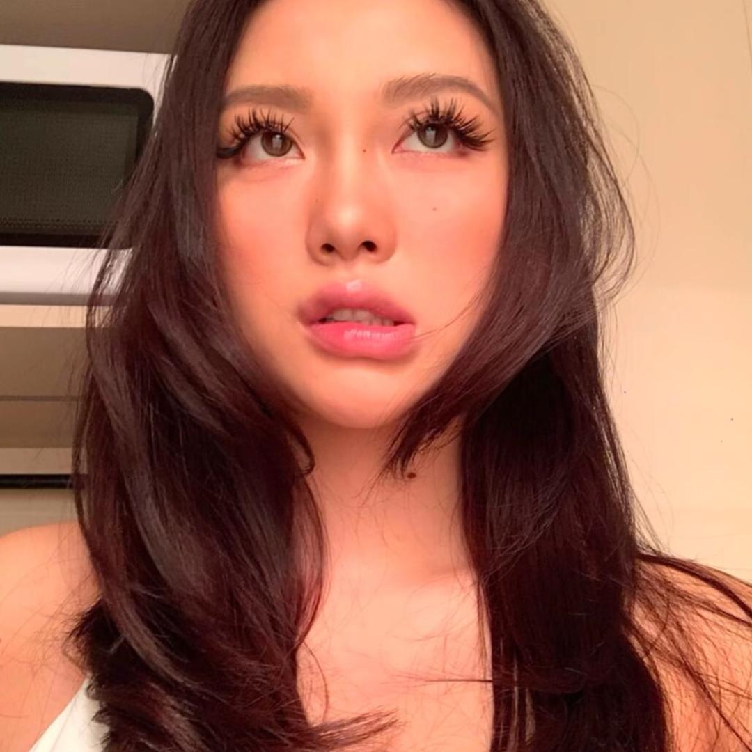 ￴ ￴ ￴￴￴ ￴￴ ￴ ￴