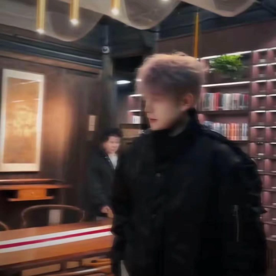 、李灵素（摩旅西藏新疆完成）