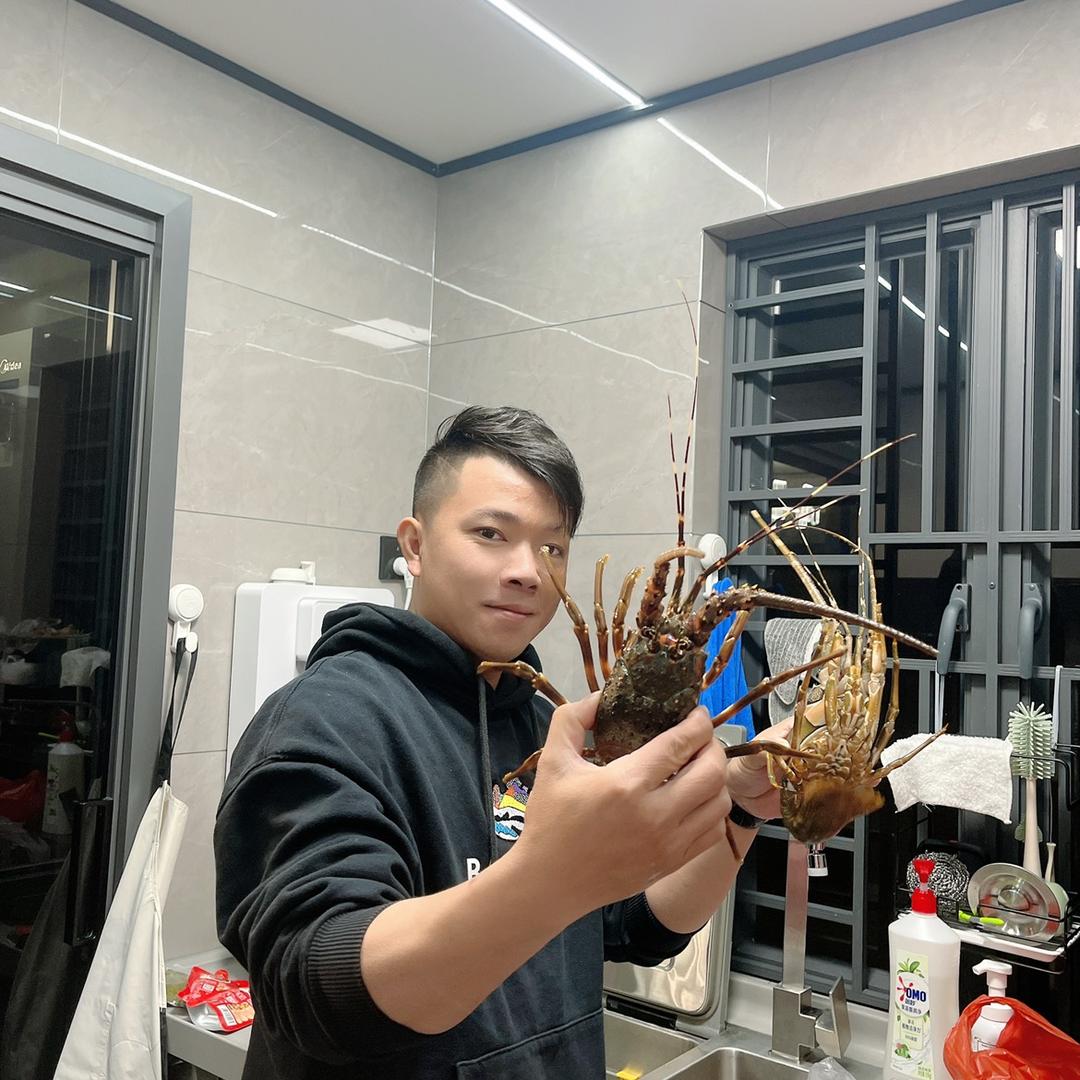 吴川市粤西佳顺叉车租赁有限公司