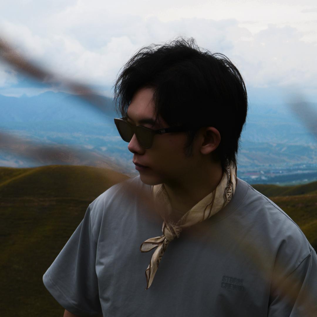 菠萝包要压扁了吃🍃