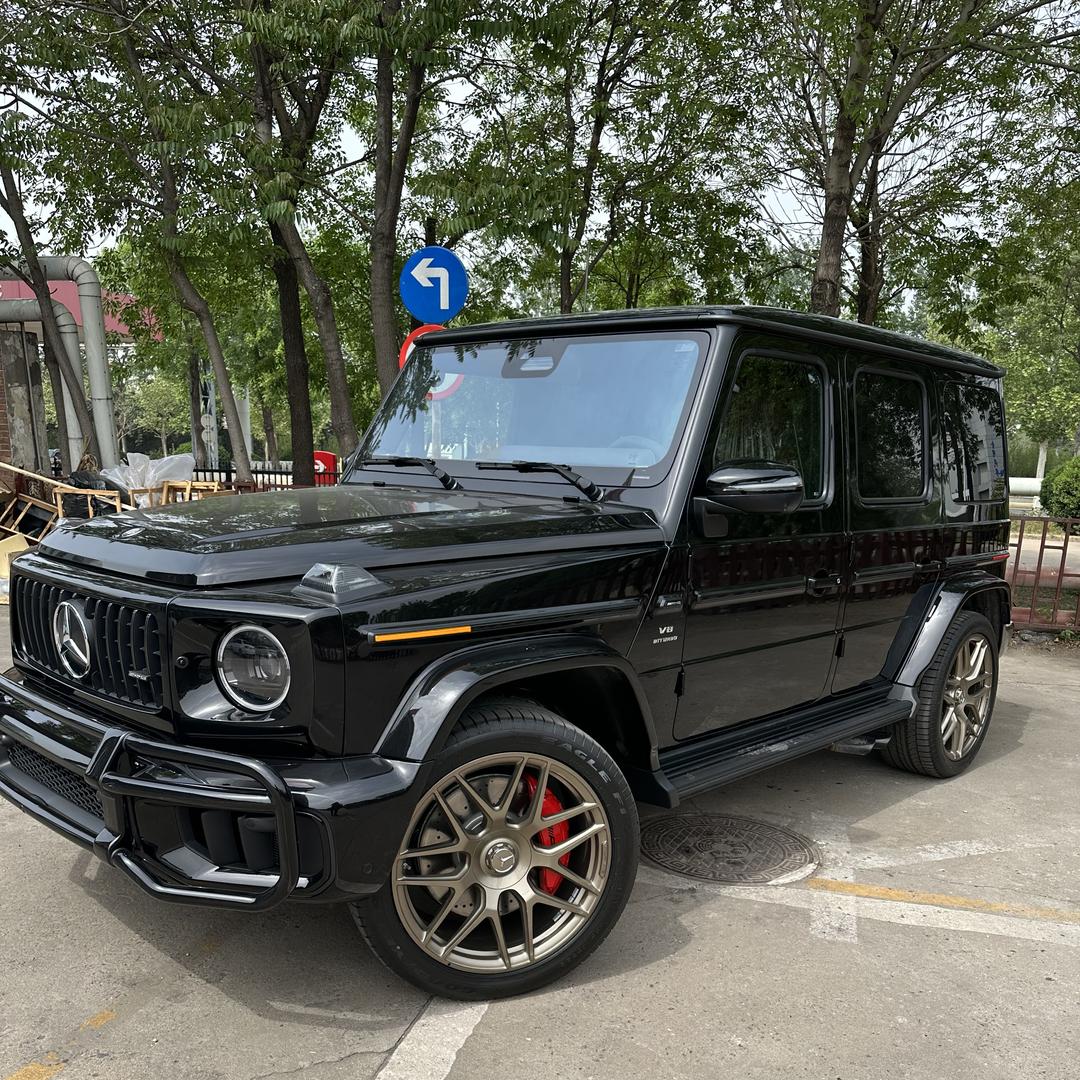 金甲大G、二胖
