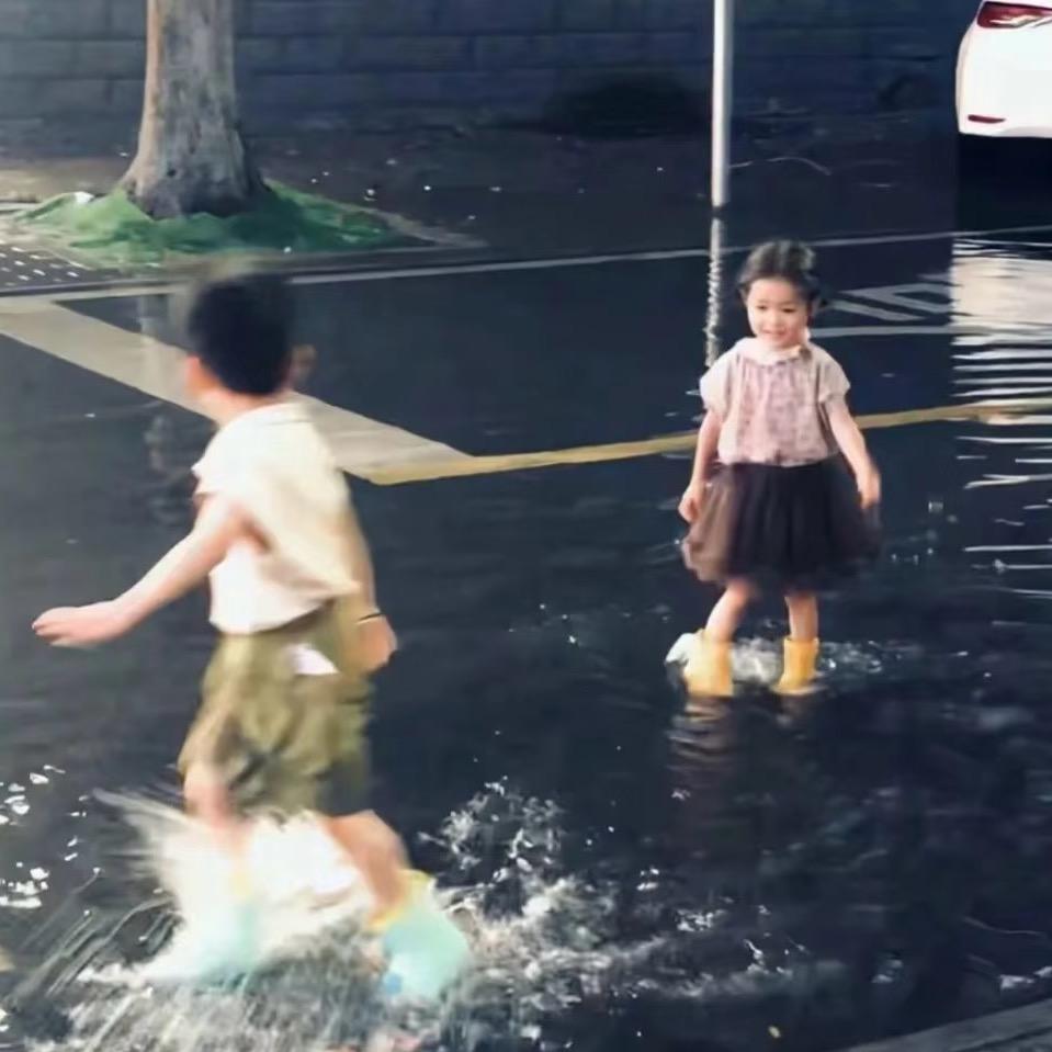 周sir周先生