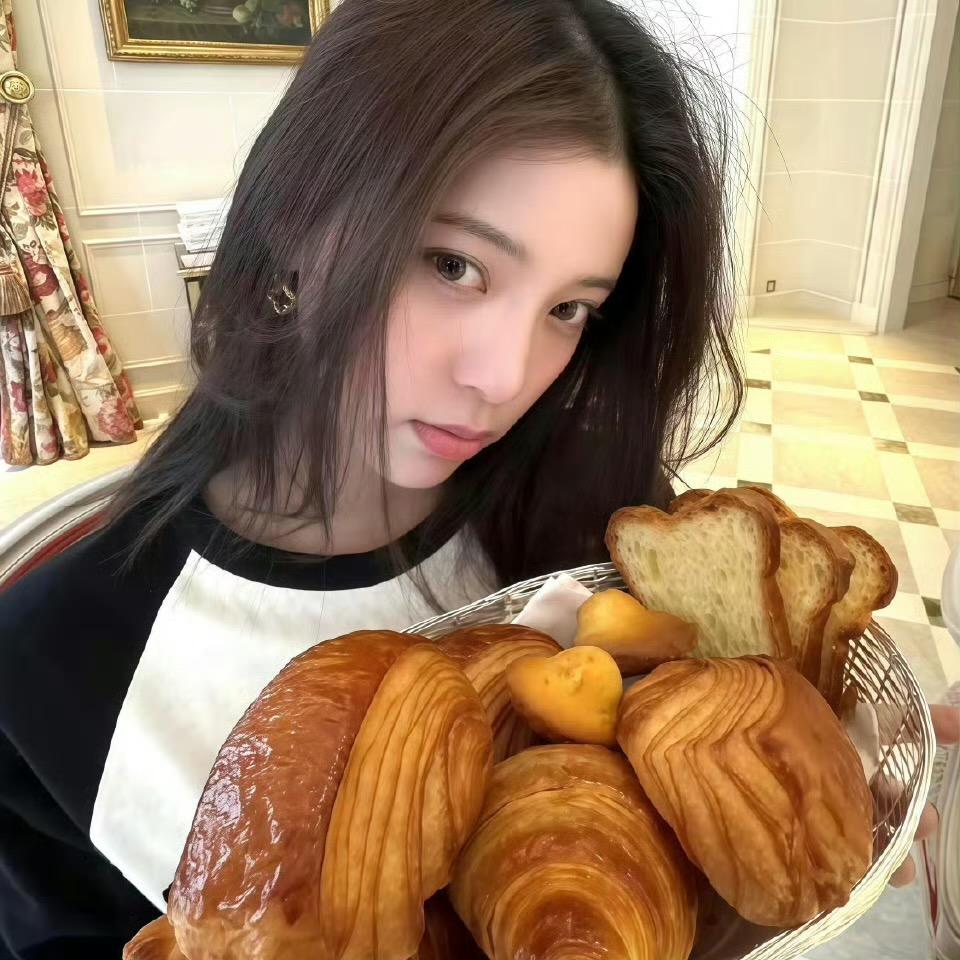 甜⁸.