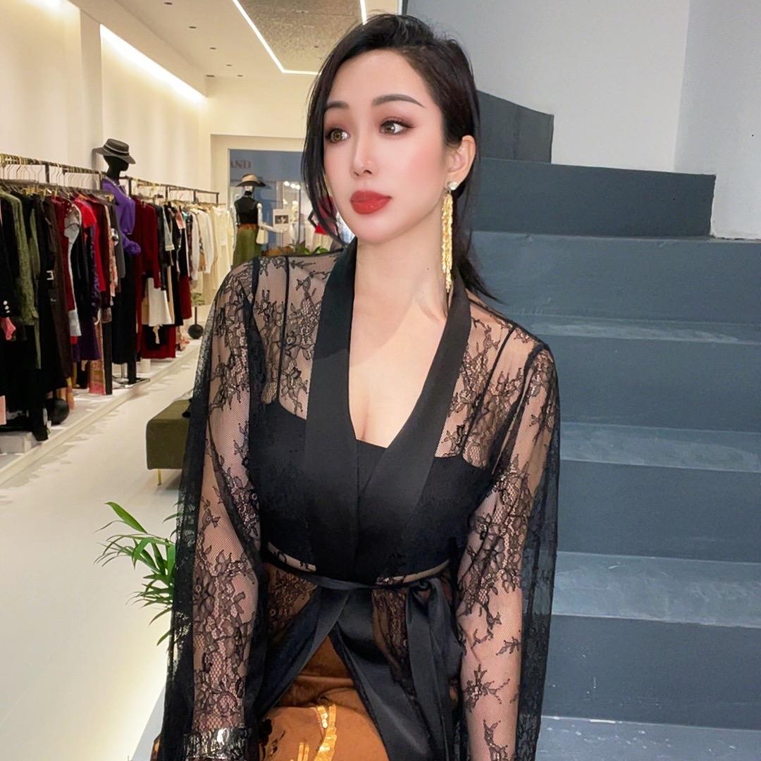长乐Vivi女装集合店