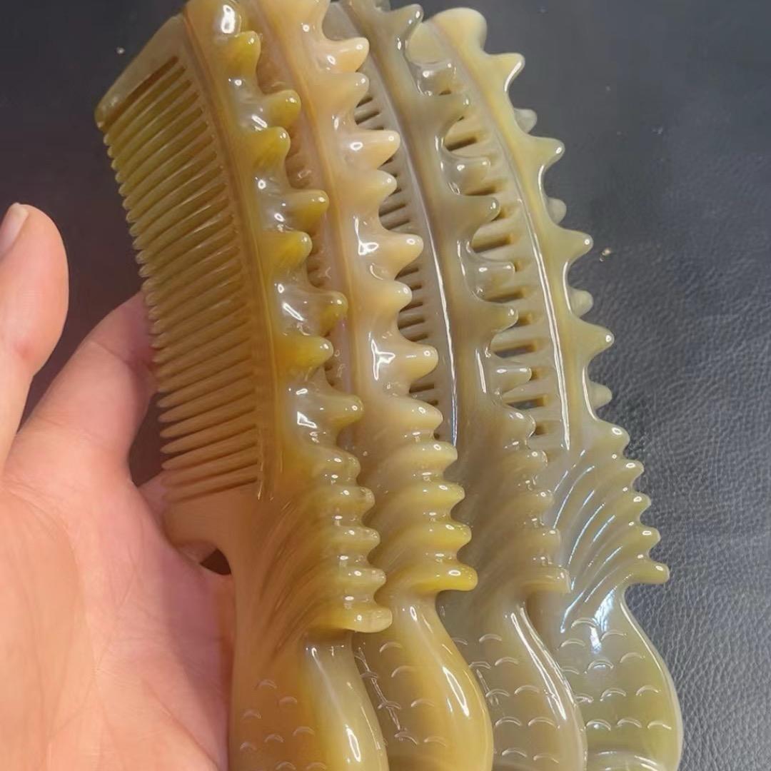 首艺精品牛羊角梳