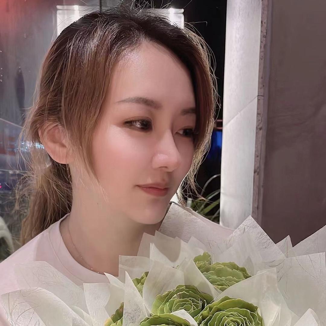 不吃香菜的小卯子