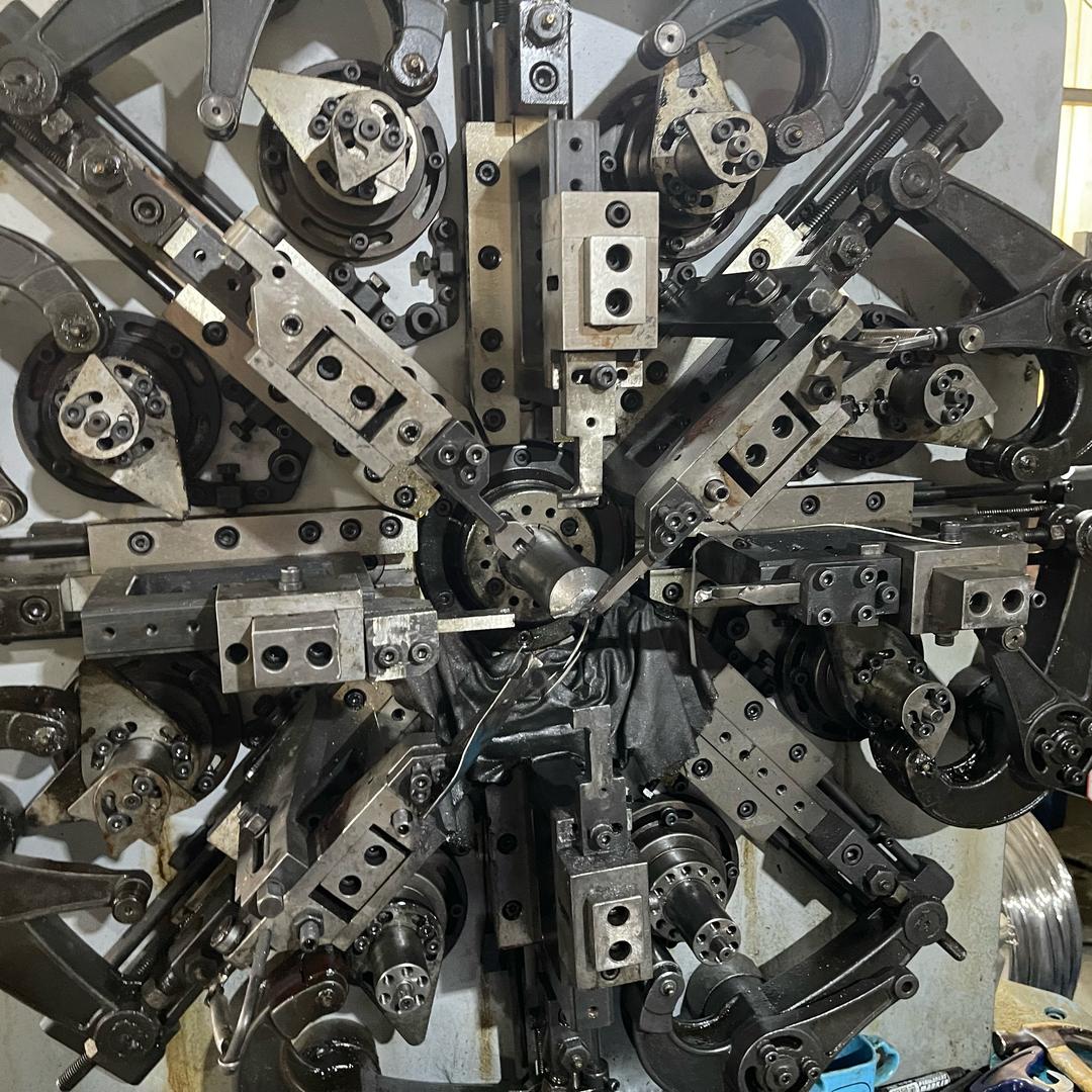 专业密封罐不锈钢卡扣的头像