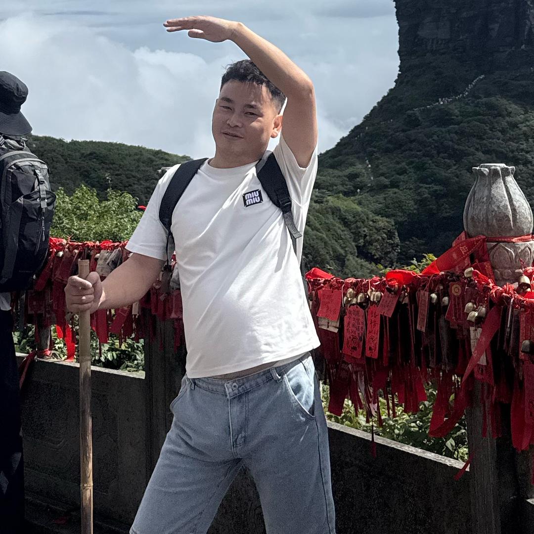 @肖航航