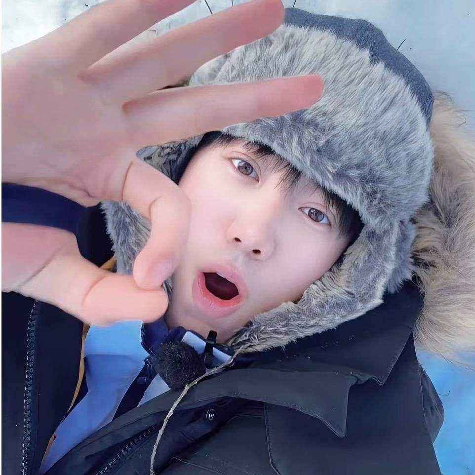 小鱼🌾(见过十个勤天，二哥版）