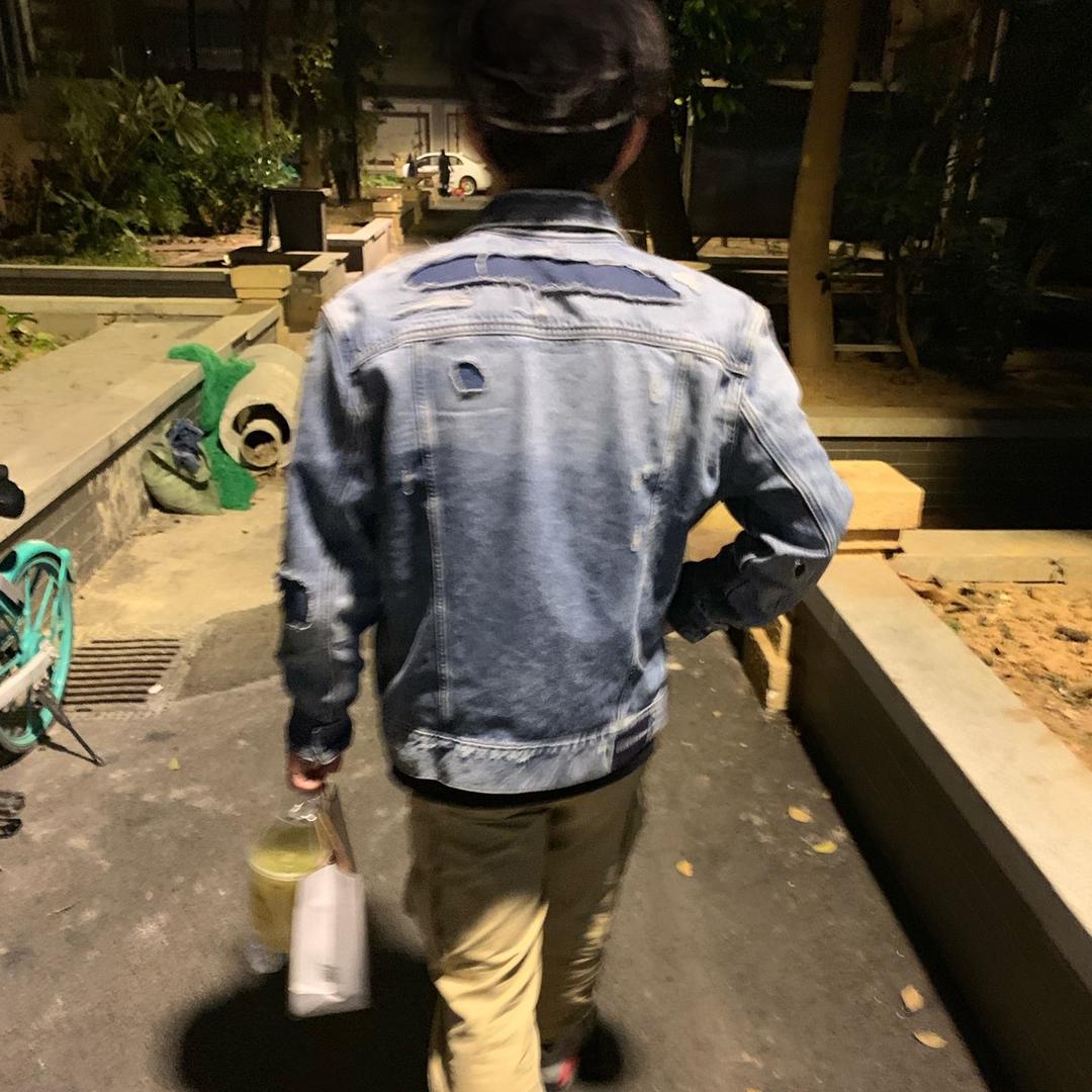 闷墩和无BUG顶子