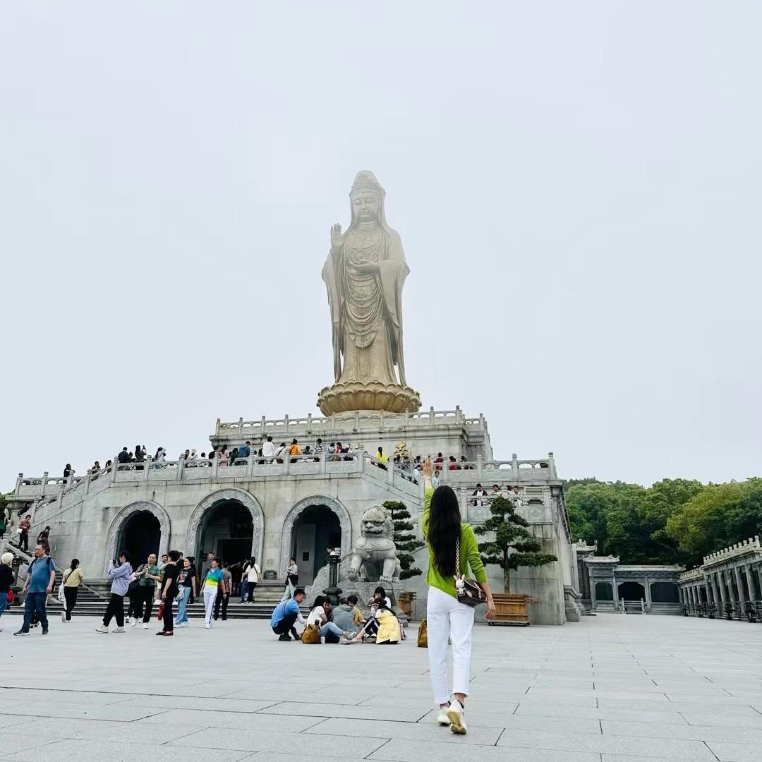 小脑虎爱喝茶