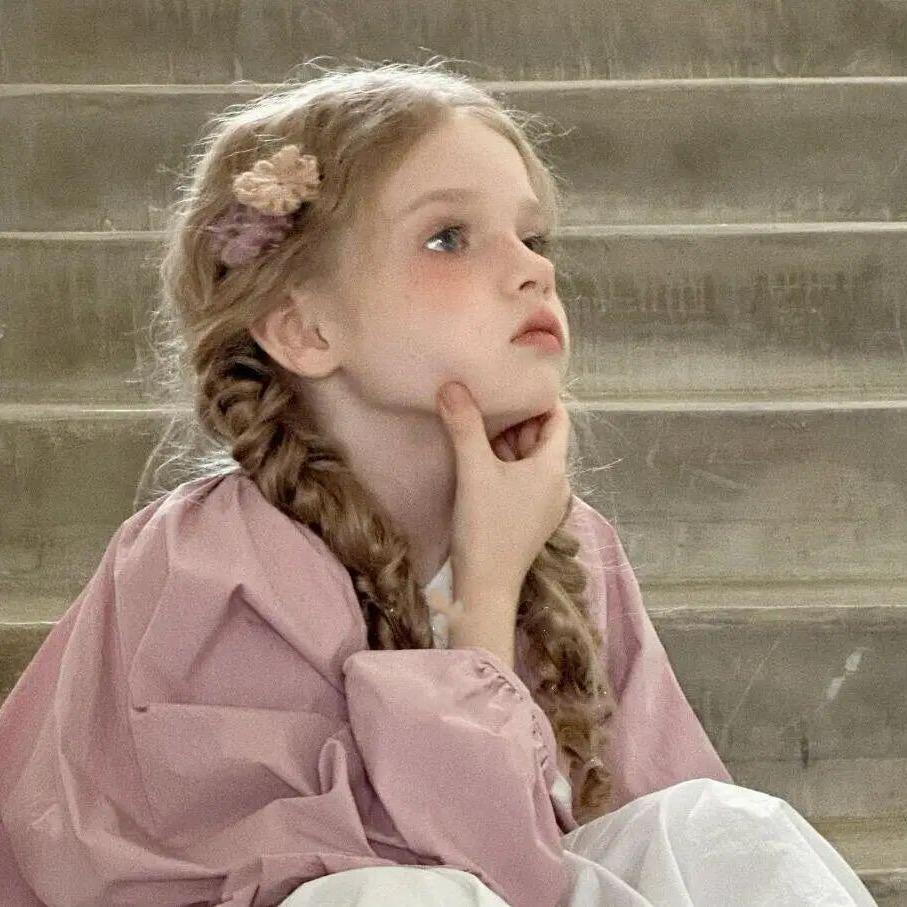 酱梅子吖-Roy 🐝