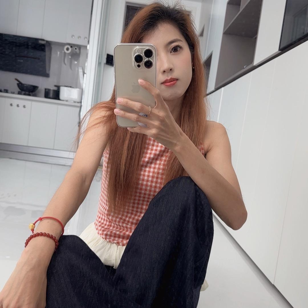 炎炎的颜