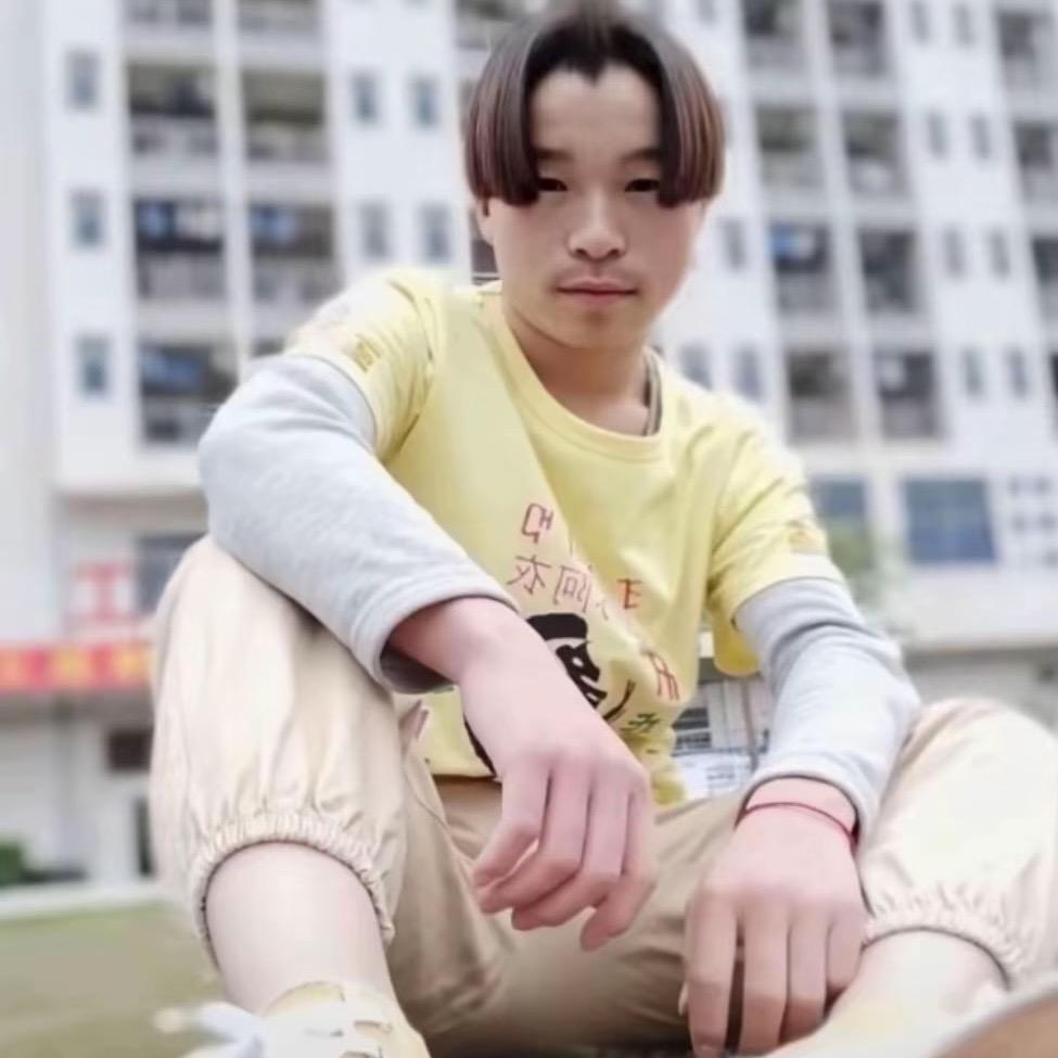 每天被自己帅醒头像
