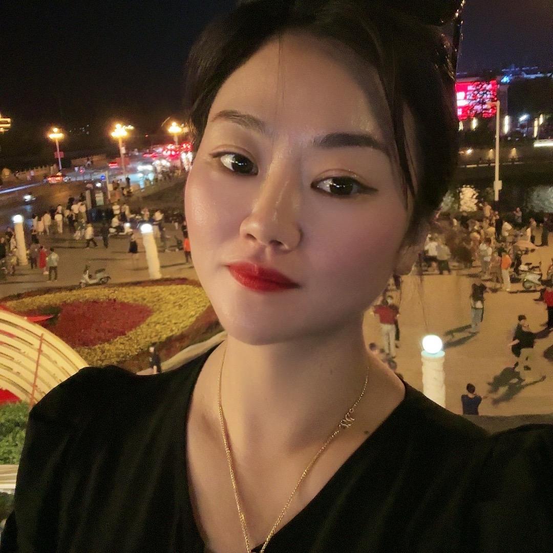 丽丽@亿航