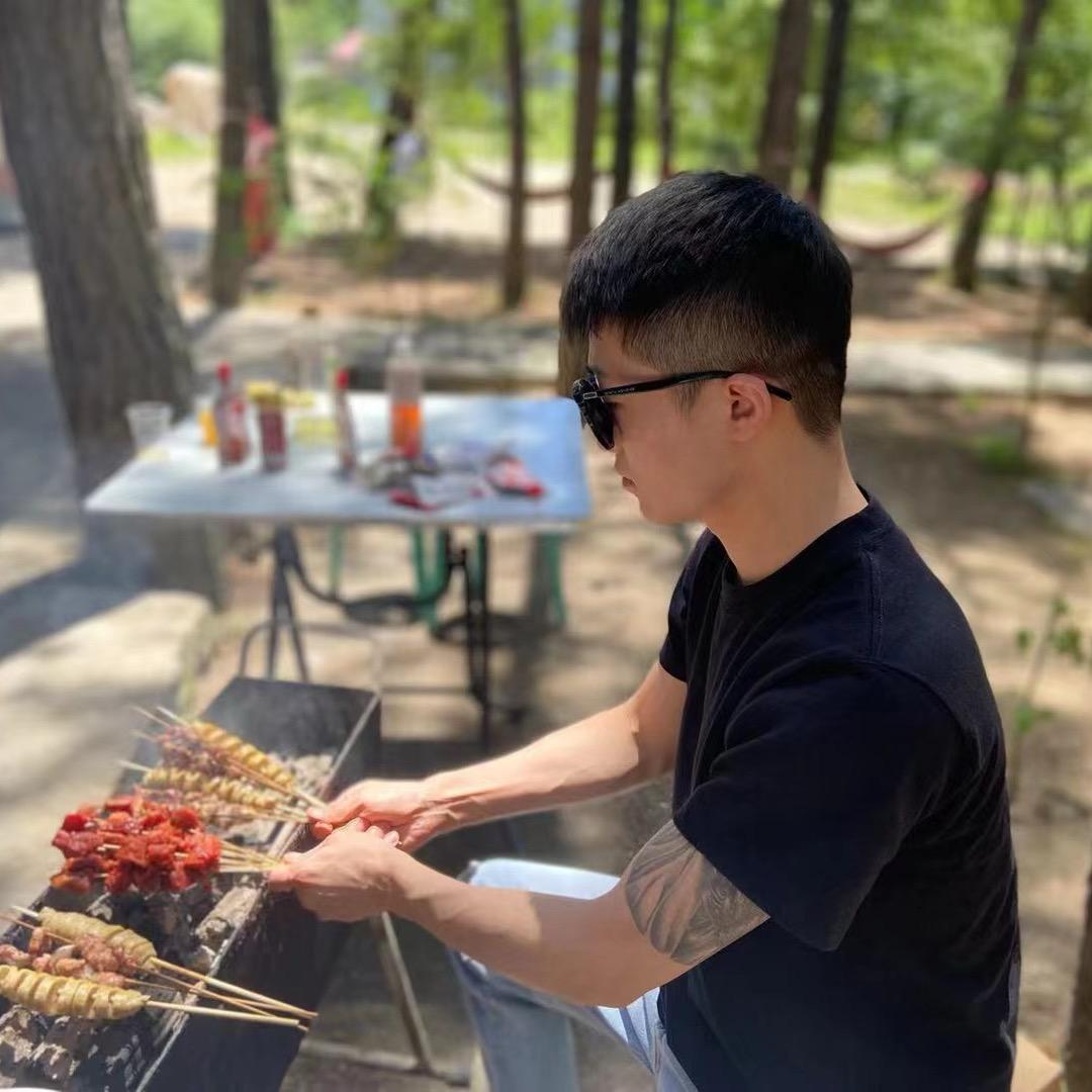 陳.