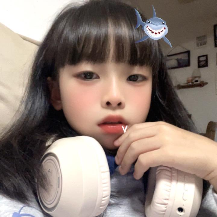 希希😇