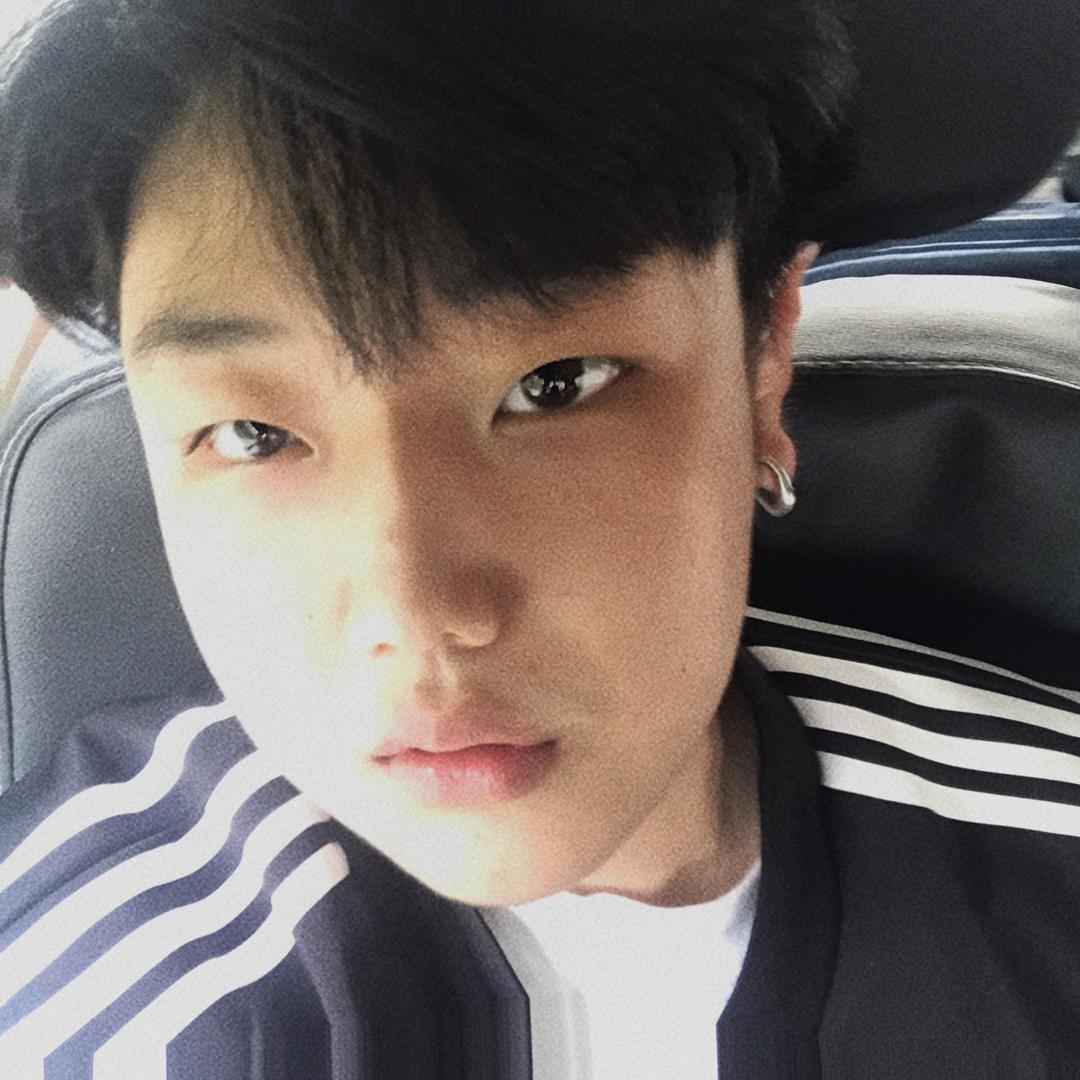 JULYMOLY美妆橙橙