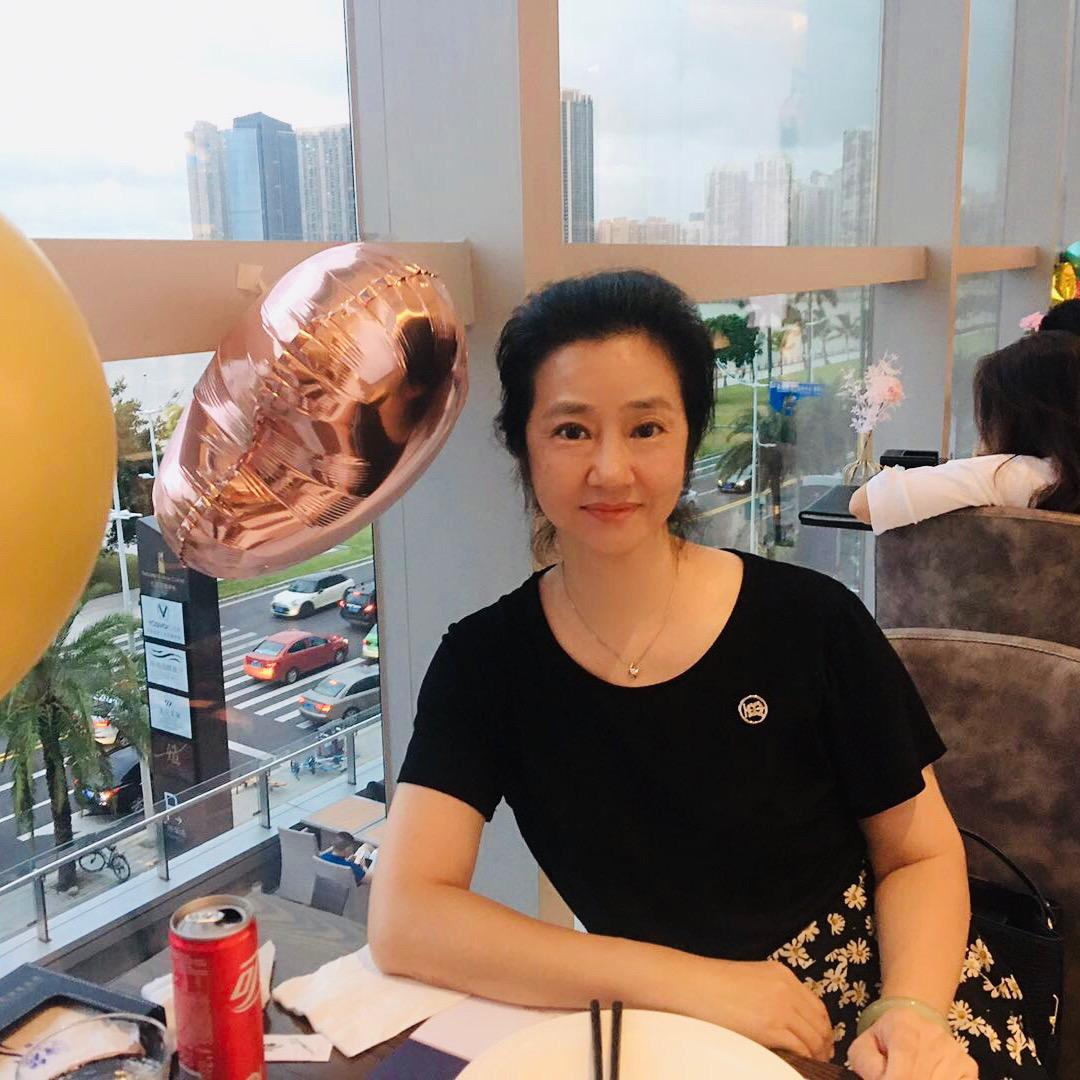 爱吃豆角不烂子的刘莹头像