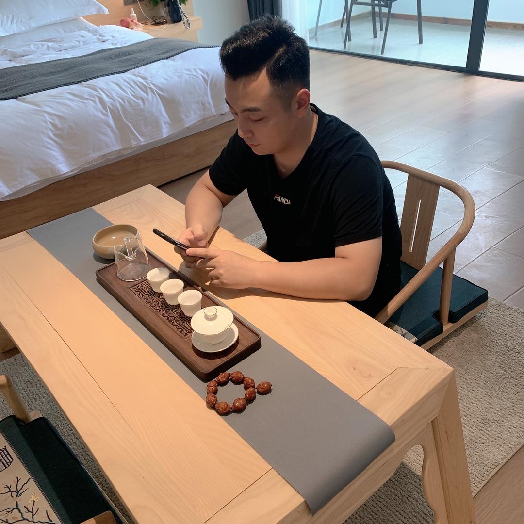 张涵讯
