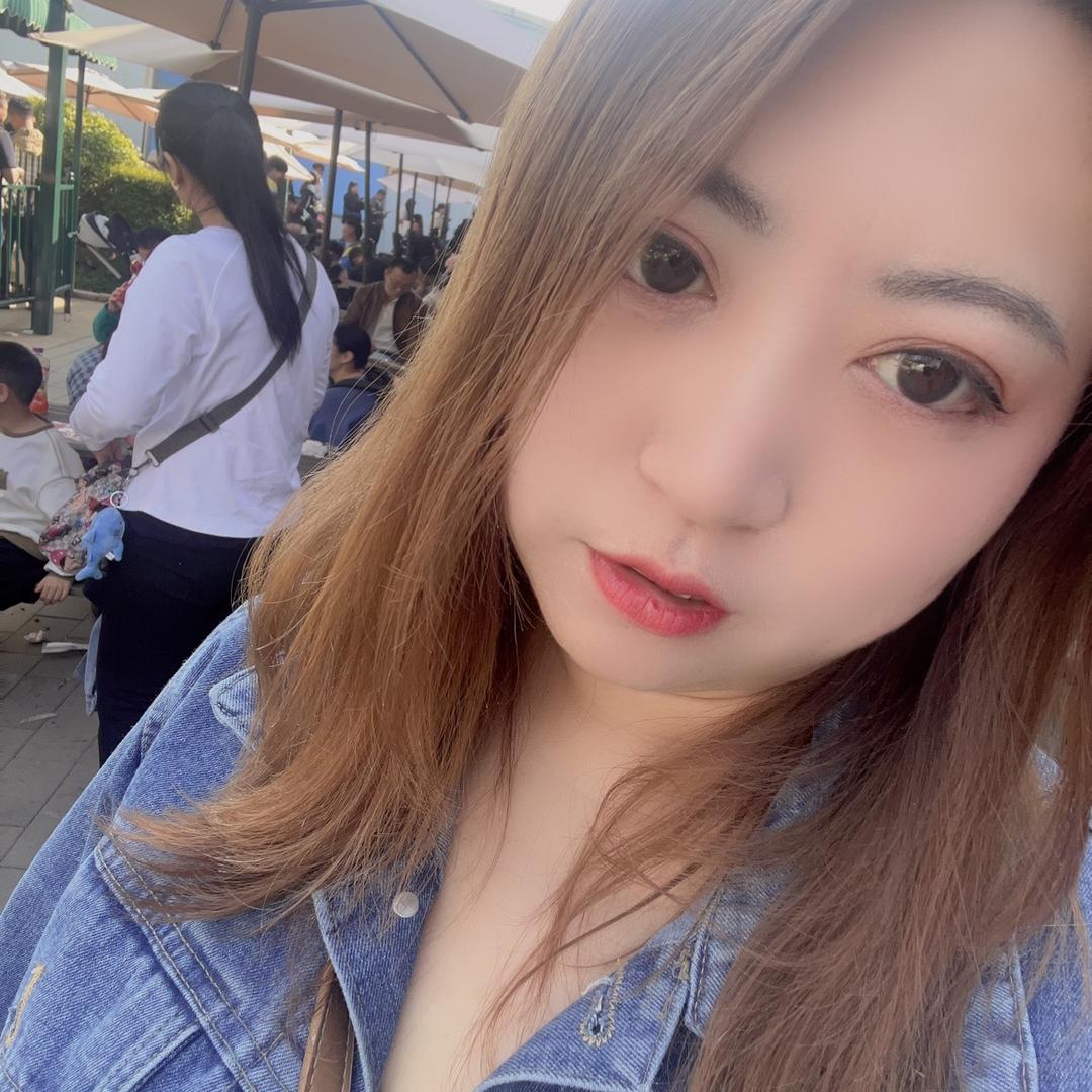 曼妮