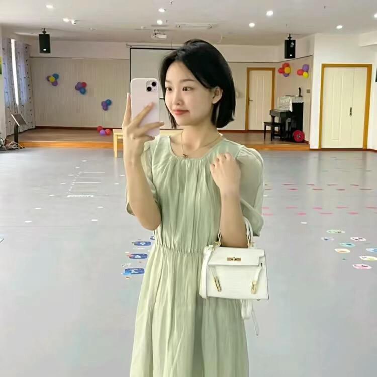 铭铭妈妈（👆煮页背景邻取）