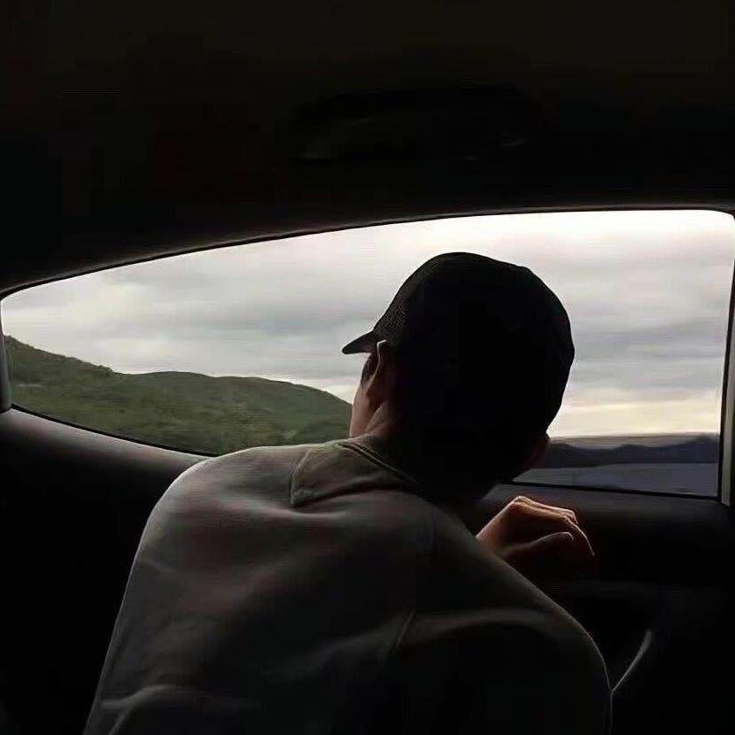 左飞