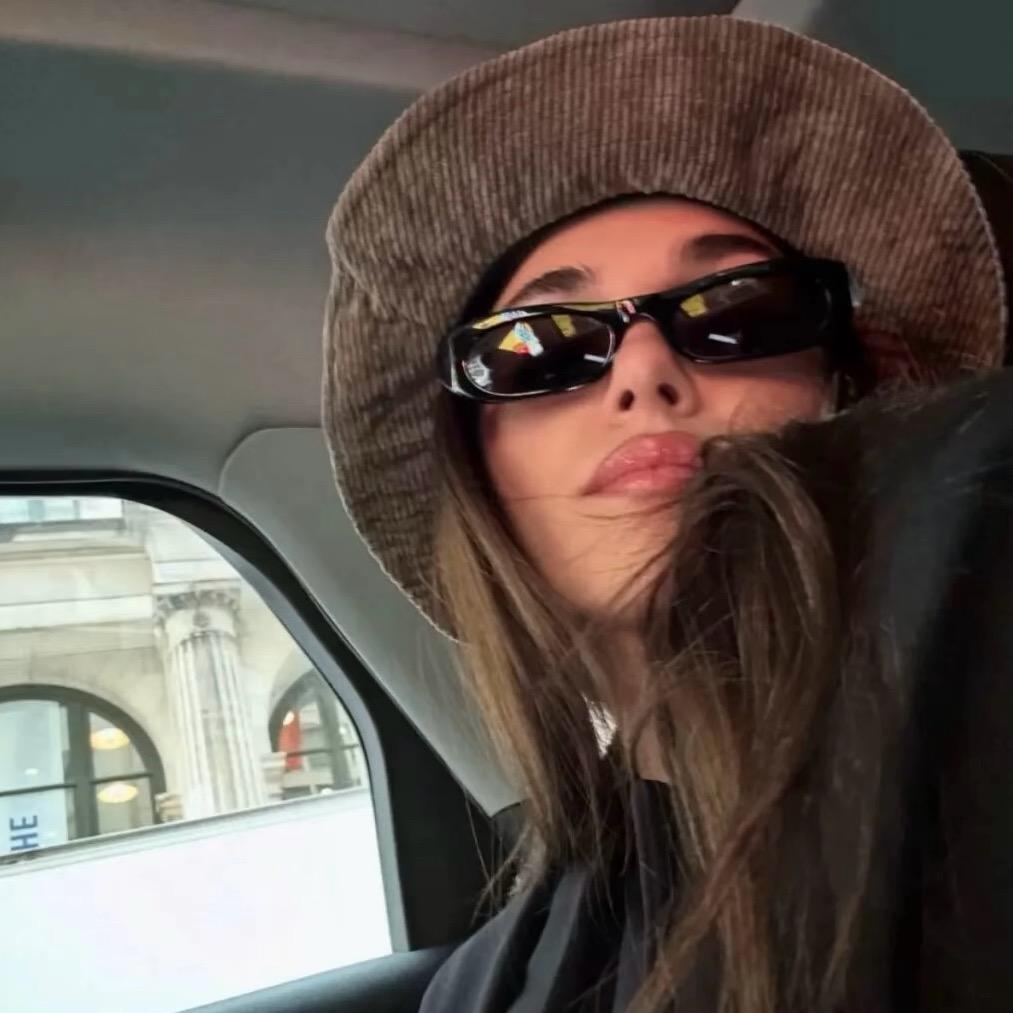 设计师小热🧑‍🎨