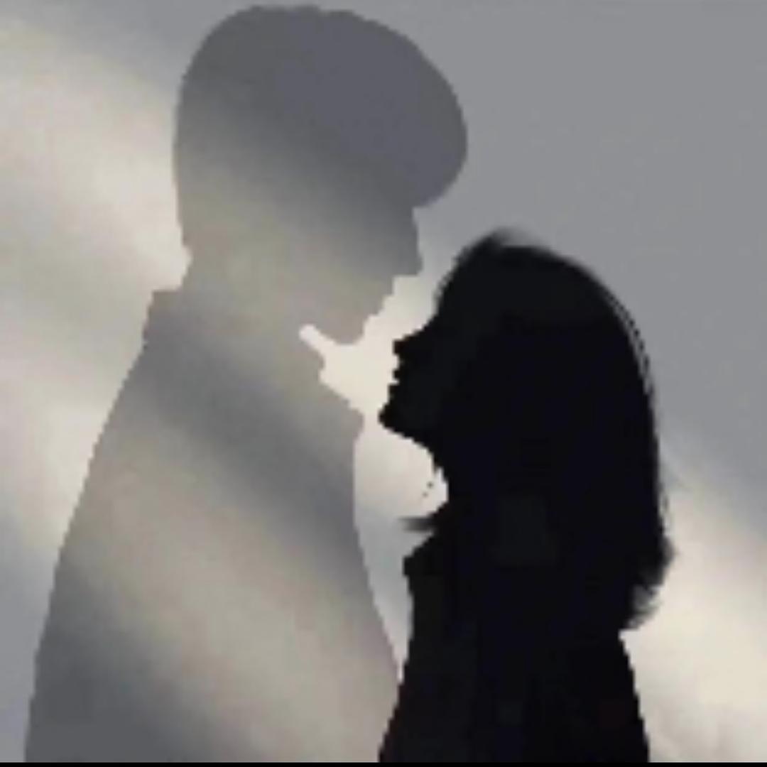 🖤 😙黄小姐想睡个好觉