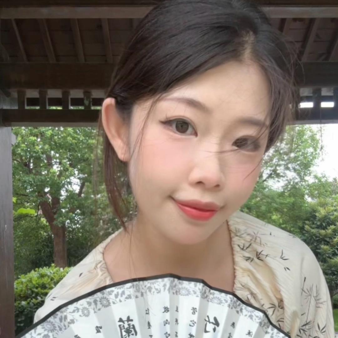 芮芮的店