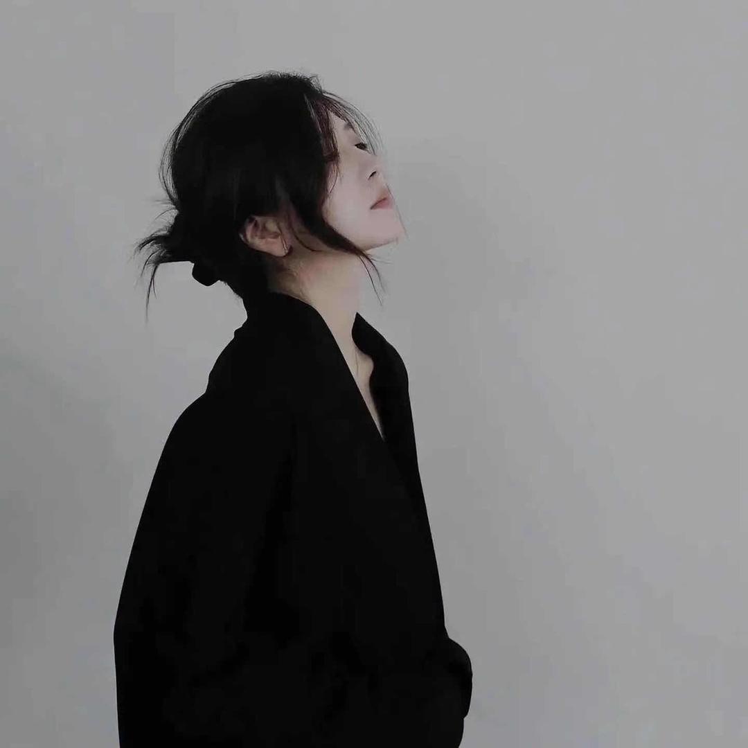 H・🐷ྀི・🌻