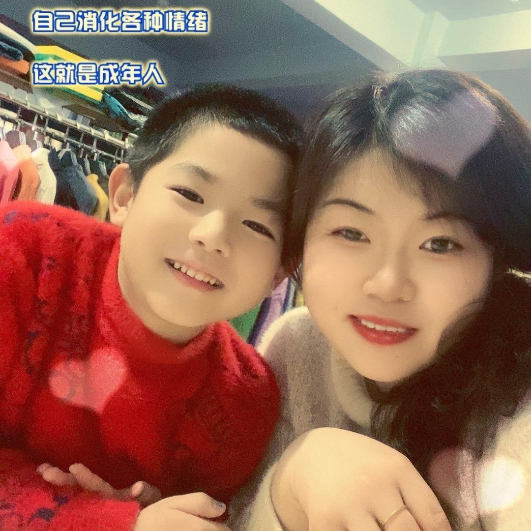 🎡红豆 女装品牌折扣店