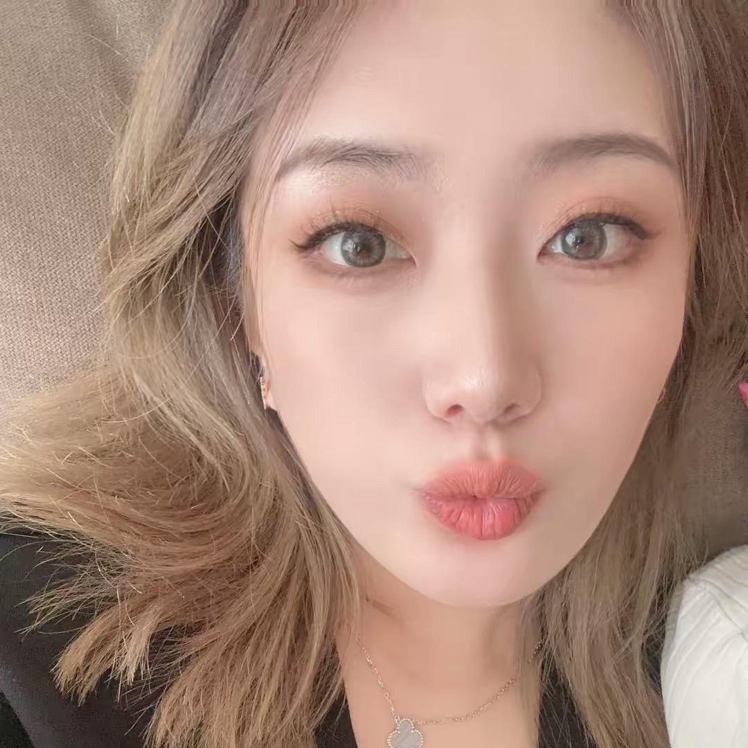 小美💄