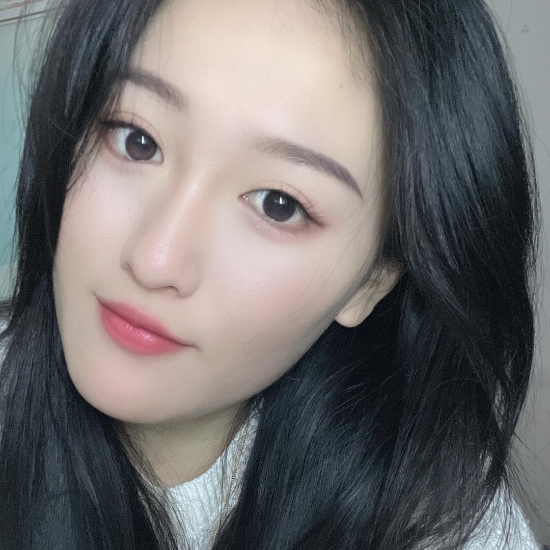 晓筱和田玉珠宝