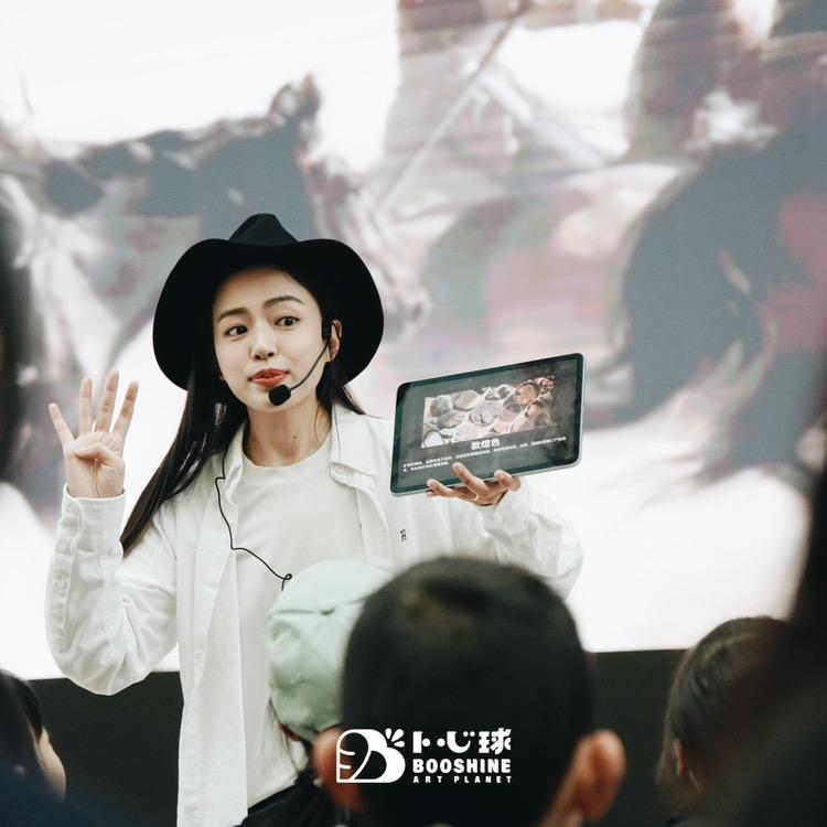 贵阳少儿美术玛丽安