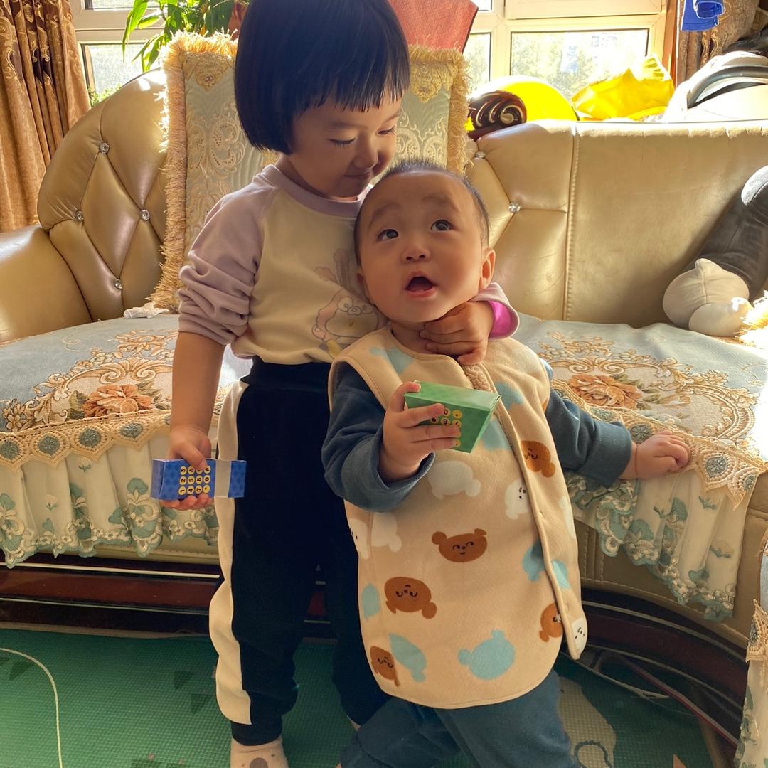 格米&俊俊 的妈妈