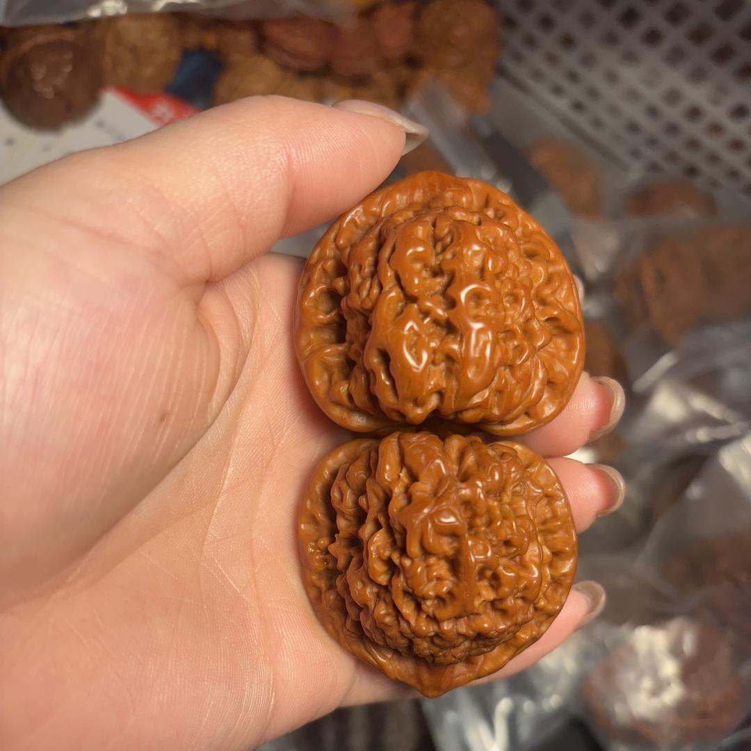 机刷红核桃小铺