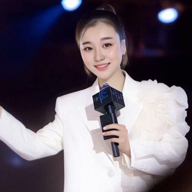 啵颜🎤〰️