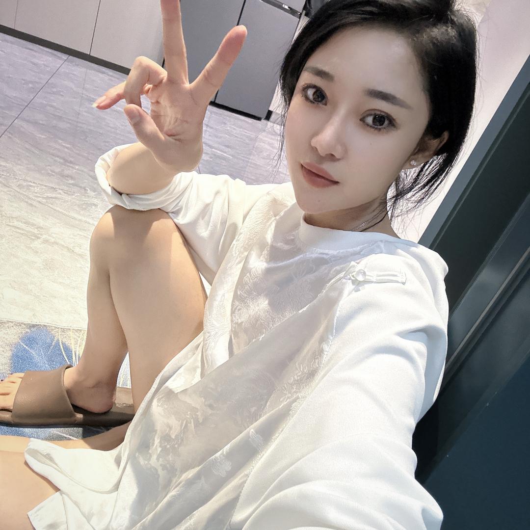 冉@