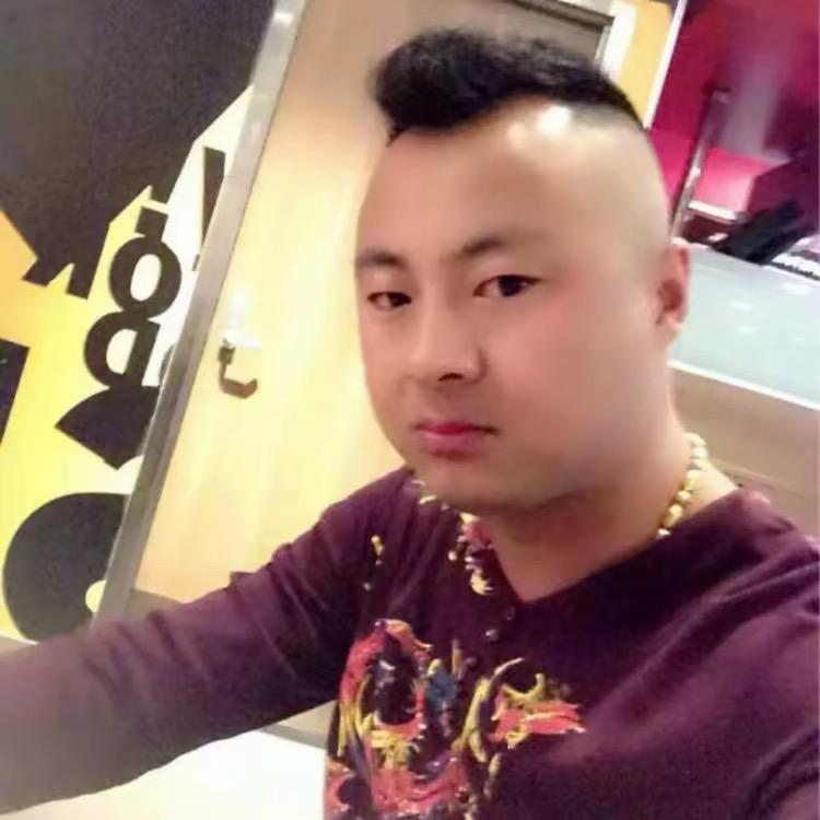 雷厉峰行干果批发